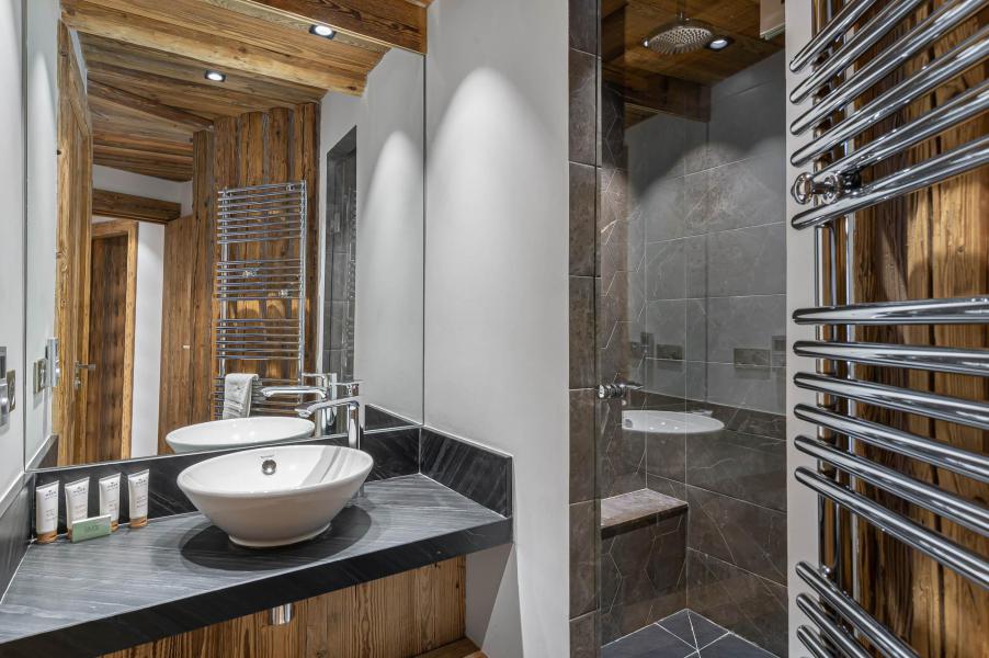 Location au ski Appartement 4 pièces 8 personnes (23) - Résidence Savoie - Val d'Isère - Salle de douche