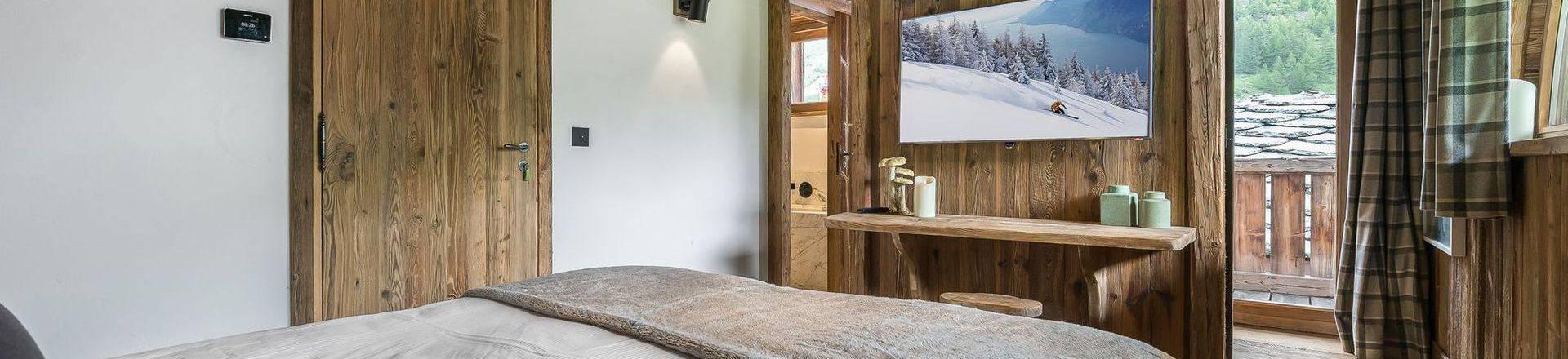 Rent in ski resort 5 room triplex chalet 10 people - Chalet Tasna - Val d'Isère - Bedroom