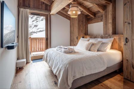 Rent in ski resort Chalet Arda - Val d'Isère - Val d'Isère - Bedroom