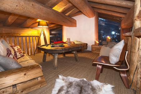 Rent in ski resort Chalet Arosa - Val d'Isère - Mezzanine