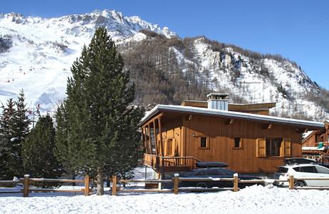 Vacances en montagne Chalet le Cabri - Val d'Isère - Extérieur hiver