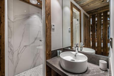 Аренда на лыжном курорте Шале триплекс 5 комнат 10 чел. - Chalet Ours Noir - Val d'Isère - Ванная комната