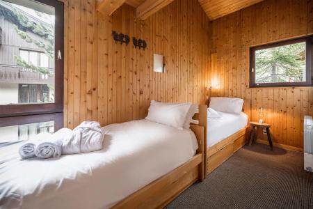 Rent in ski resort Chalet Val Rogoney  - Val d'Isère - Apartment