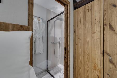 Rent in ski resort 3 room apartment 4 people - Last In The Valley - Val d'Isère - Shower room