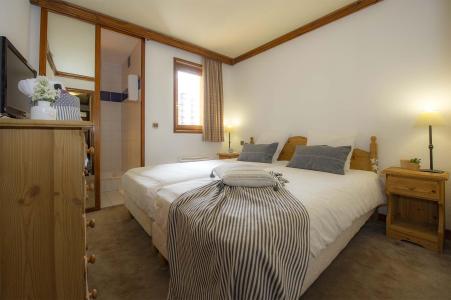 Rent in ski resort Résidence Alpina Lodge - Val d'Isère - Apartment