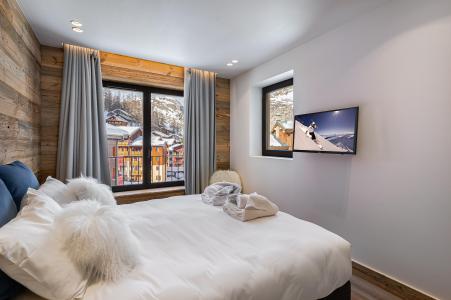Rent in ski resort 5 room apartment 8 people (THE VIEW) - Résidence la Forêt - Val d'Isère - Bedroom