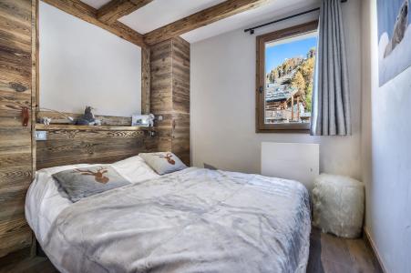 Rent in ski resort 4 room duplex apartment 6 people (245) - Résidence les Jardins Alpins - Val d'Isère - Bedroom