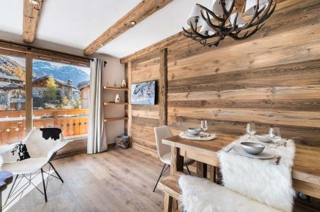 Skiverleih 4 Zimmer Maisonettewohnung für 6 Personen (245) - Résidence les Jardins Alpins - Val d'Isère - Wohnzimmer