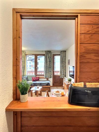Rent in ski resort 2 room apartment 4 people (32) - Résidence les Jardins de Val - Val d'Isère - Living room