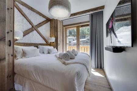 Rent in ski resort 6 room apartment 10 people (RIVES 3) - Résidence les Rives de l'Isère - Val d'Isère - Bedroom