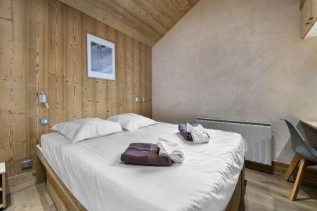 Rent in ski resort 3 room apartment 5 people (210) - Résidence Pierre et Vacances Centre - Val d'Isère - Bedroom