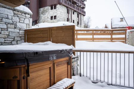 Ski verhuur Appartement triplex 7 kamers cabine 17 personen (S7) - Silverstone - Val d'Isère - Jacuzzi