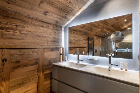 Rent in ski resort  (A32) - Vail Lodge - Val d'Isère - Shower room