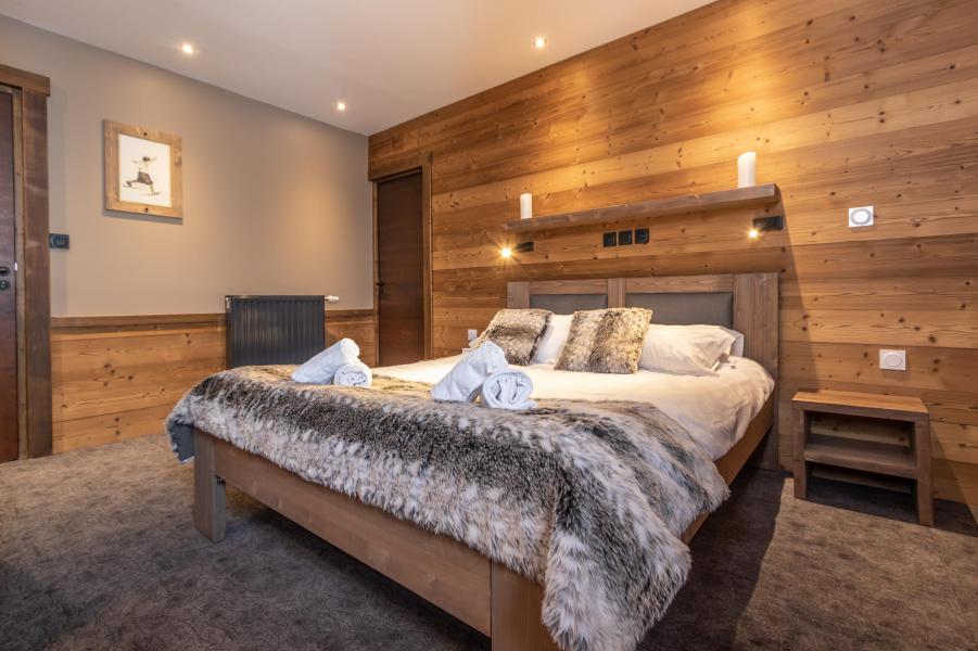 Rent in ski resort 7 room duplex apartment 12 people - Chalet Altitude - Val Thorens - Bedroom
