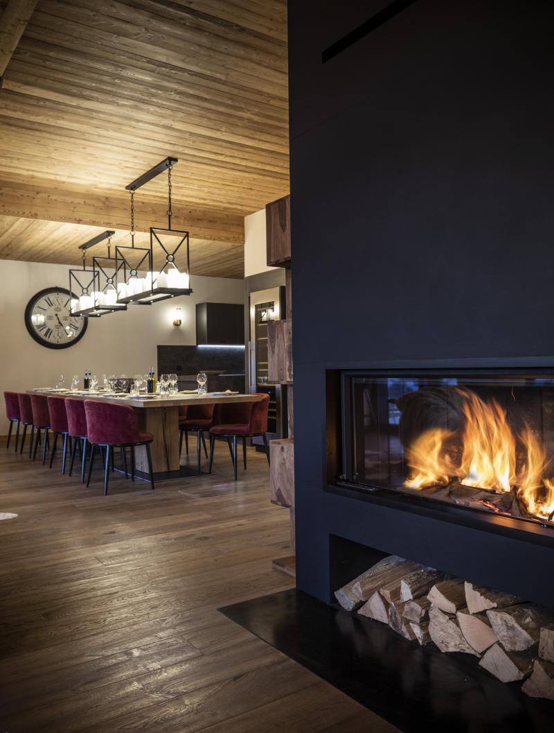 Rent in ski resort Chalet Cullinan - Val Thorens - Fireplace