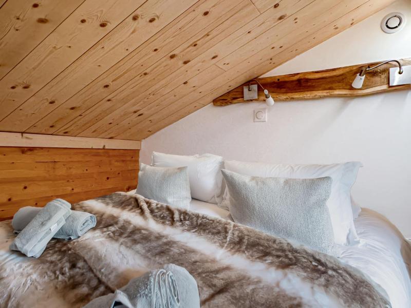 Rent in ski resort 3 room duplex apartment 4 people (ROCHER DE THORENS) - Chalet le Rocher - Val Thorens - Bedroom