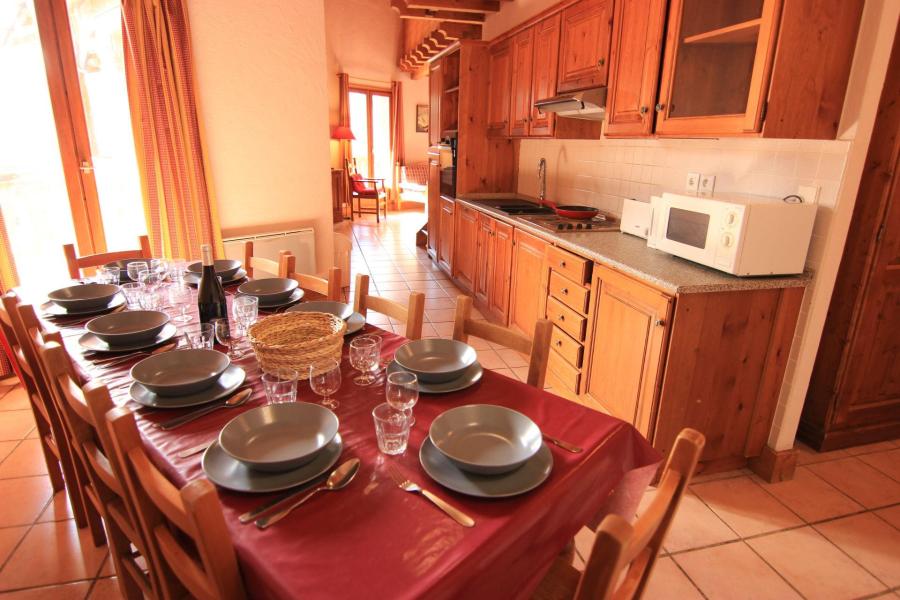 Rent in ski resort 6 room duplex apartment 10 people (3) - Chalet les Trolles - Val Thorens - Living room