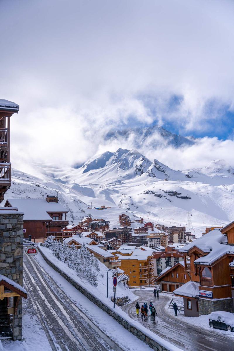 Holiday in mountain resort 6 room duplex apartment 12 people (301) - Chalet Mouflon - Val Thorens - Winter outside