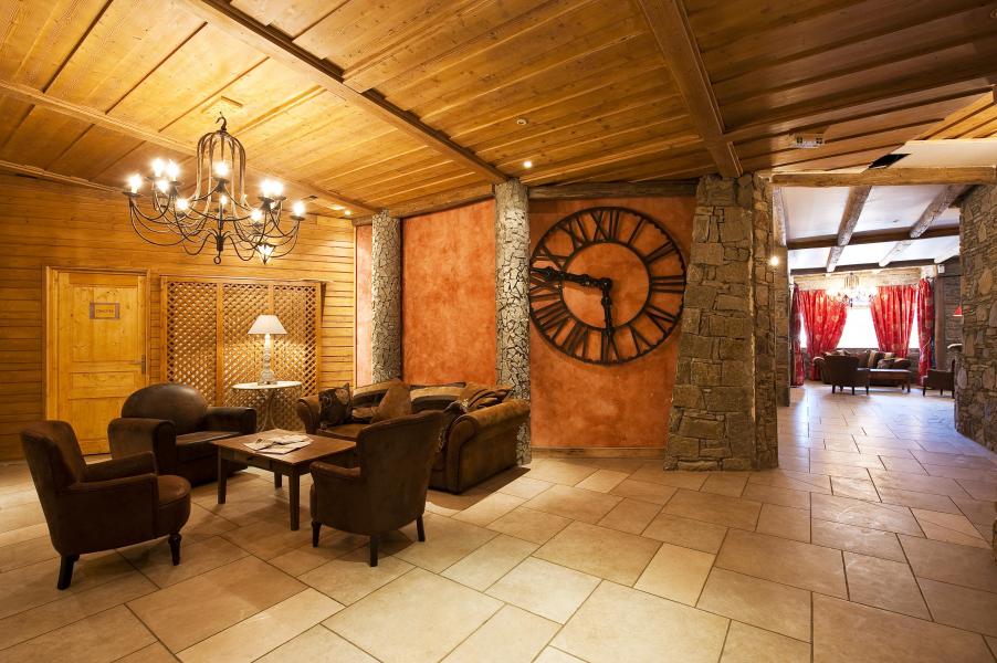 Rent in ski resort Chalet Val 2400 - Val Thorens - Reception