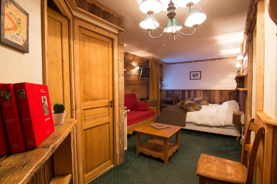 Ski verhuur Familiekamer (4 personen) - Hôtel des 3 Vallées - Val Thorens - Woonkamer