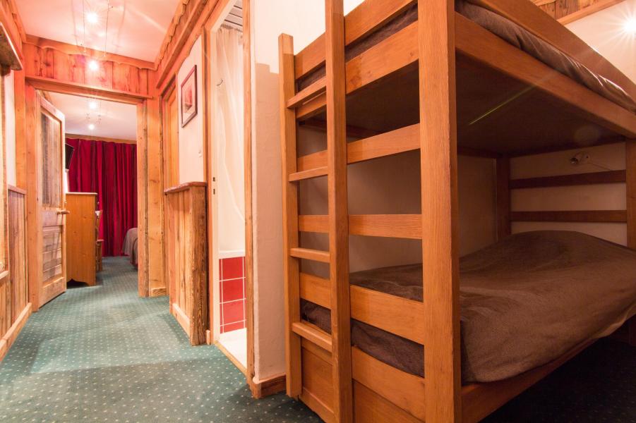 Rent in ski resort Quadruple bedroom (4 people) - Hôtel des 3 Vallées - Val Thorens - Bunk beds
