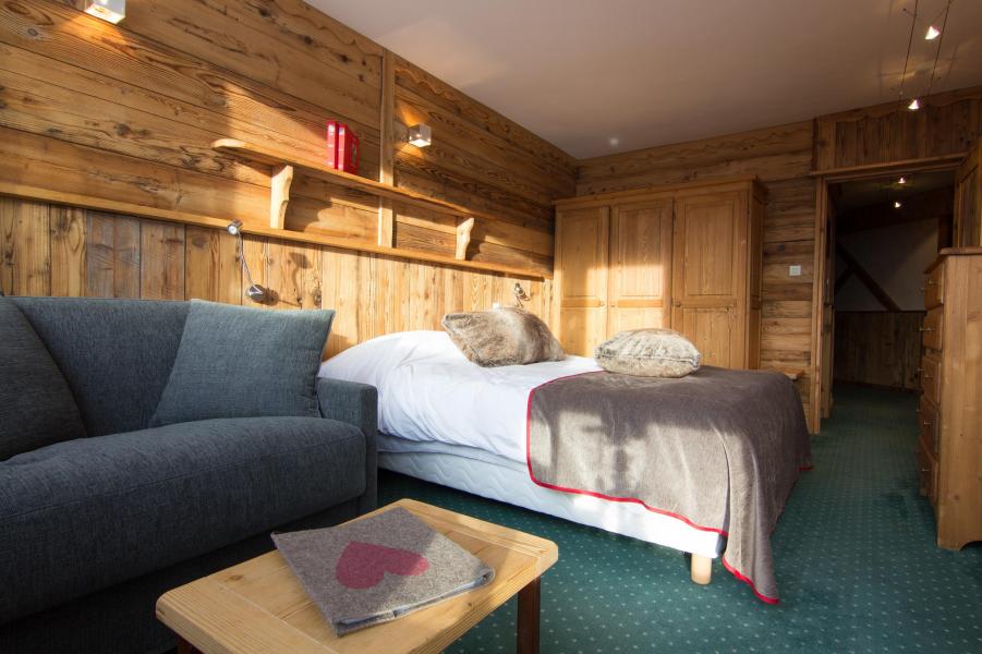 Rent in ski resort Quadruple bedroom (4 people) - Hôtel des 3 Vallées - Val Thorens - Settee