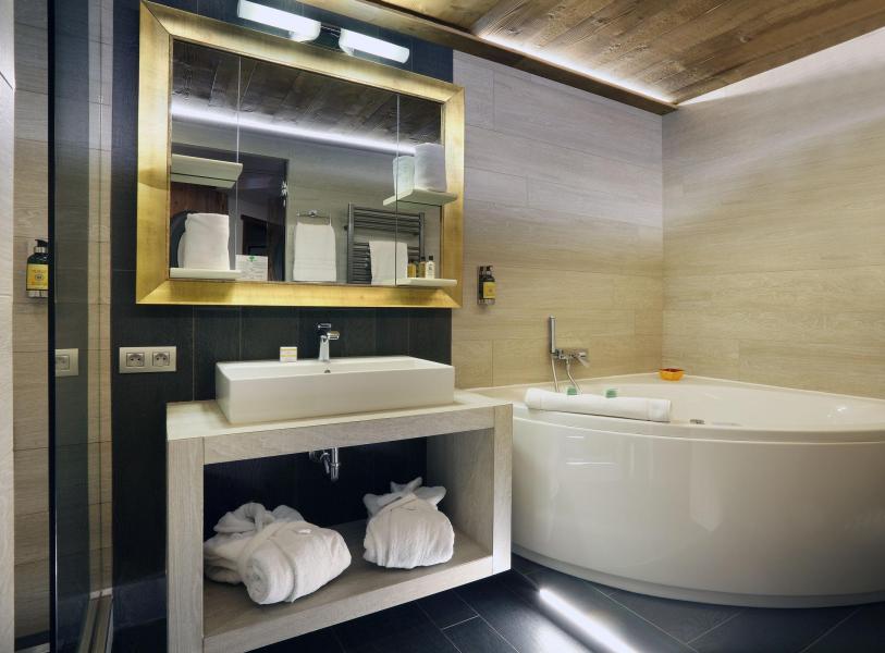 Rent in ski resort Suite 208 (2 people) - Hôtel des 3 Vallées - Val Thorens - Bathroom
