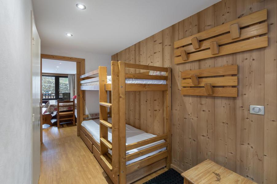Rent in ski resort 2 room apartment sleeping corner 6 people (A21) - La Résidence les Hauts de Chavière - Val Thorens - Bedroom