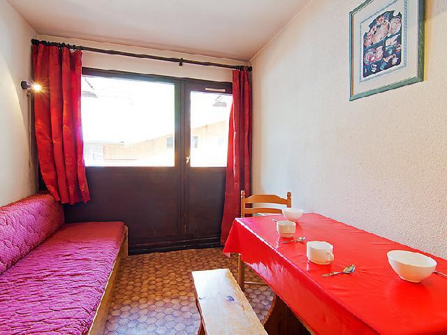 Rent in ski resort 1 room apartment 2 people (12) - La Vanoise - Val Thorens - Living room