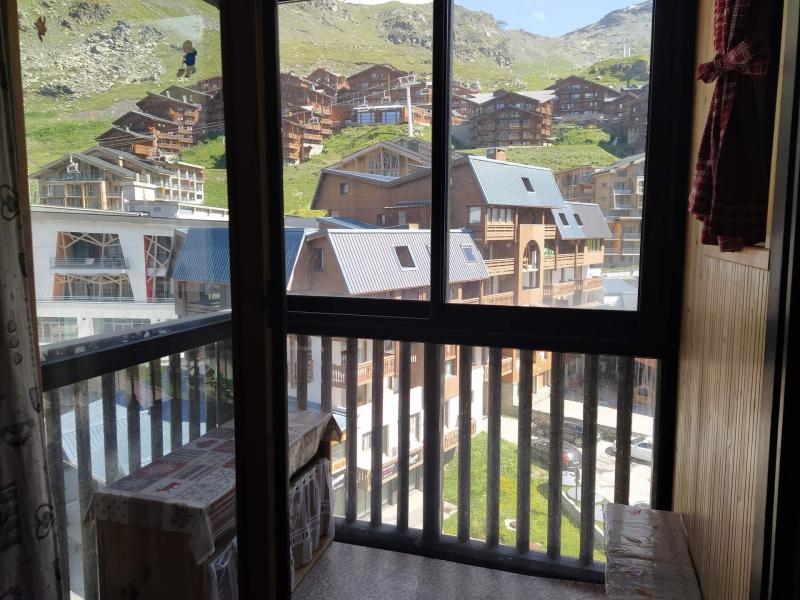 Alquiler al esquí Apartamento cabina 2 piezas para 4 personas (2500) - Résidence Cimes de Caron - Val Thorens - Balcón