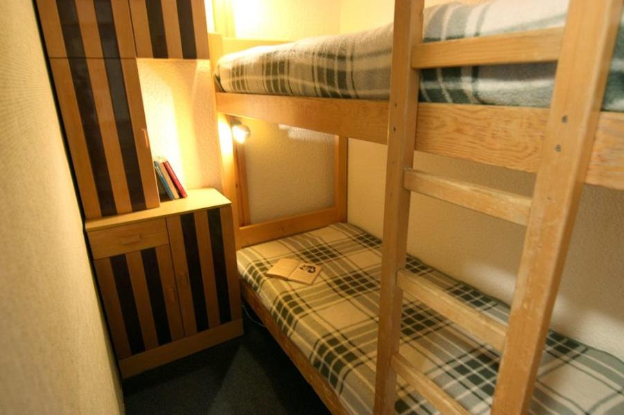 Skiverleih 2-Zimmer-Holzhütte für 6 Personen (26) - Résidence Eterlous - Val Thorens - Offener Schlafbereich