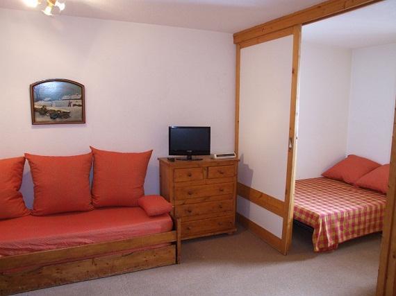Rent in ski resort 2 room apartment 4 people (105) - Résidence l'Eskival - Val Thorens - Apartment