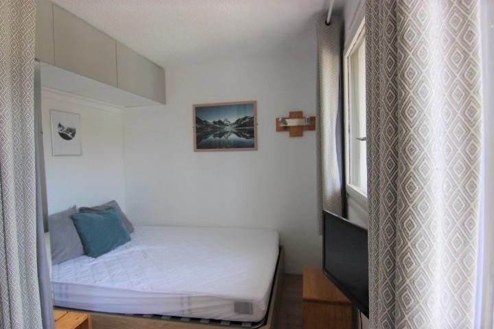 Rent in ski resort Studio cabin 4 people (111) - Résidence Lauzières - Val Thorens - Bedroom