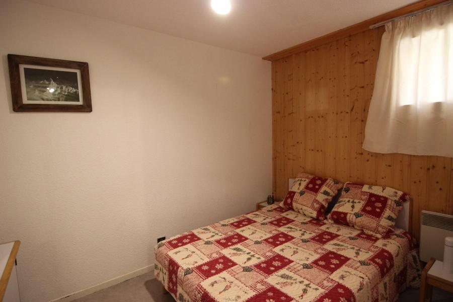 Skiverleih 2-Zimmer-Holzhütte für 6 Personen (12) - Résidence le Schuss - Val Thorens - Schlafzimmer