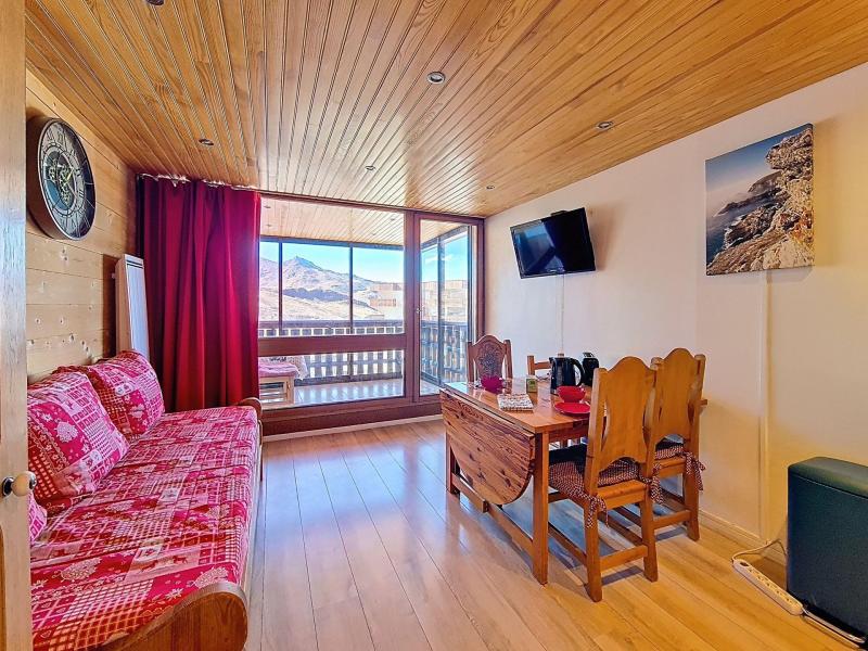 Rent in ski resort Studio cabin 4 people (I7) - Résidence Le Sérac - Val Thorens - Living room