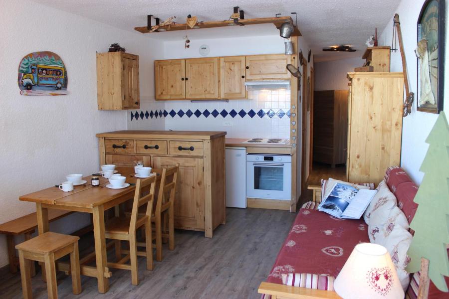 Rent in ski resort Studio cabin 4 people (513) - Résidence les Trois Vallées - Val Thorens - Living room