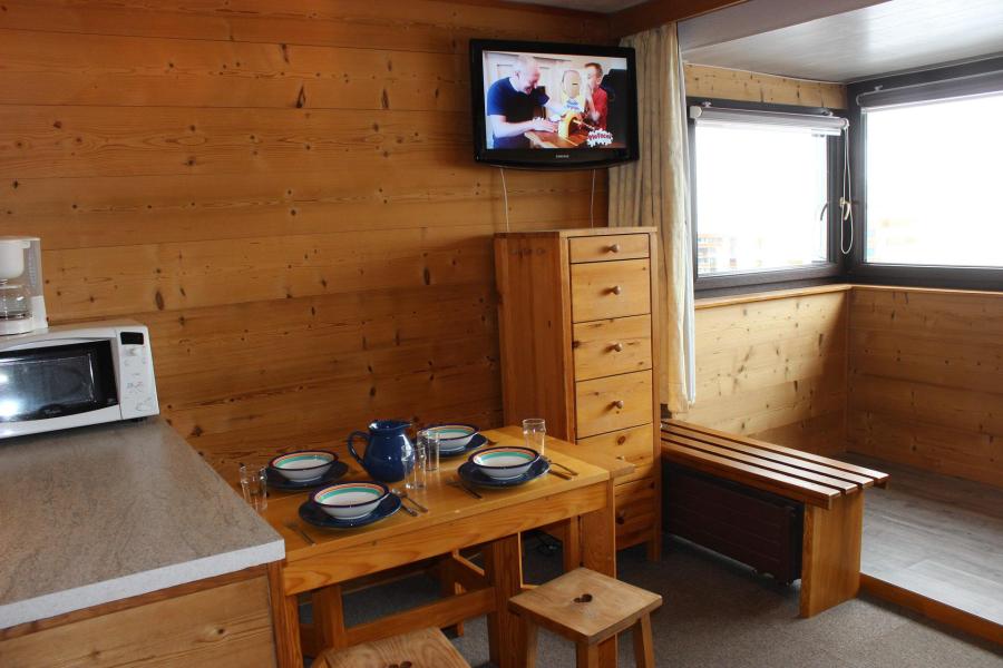 Rent in ski resort Studio 4 people (154) - Résidence Névés - Val Thorens - Living room