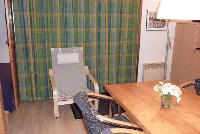 Skiverleih 2-Zimmer-Holzhütte für 4 Personen (35) - Résidence Reine Blanche - Val Thorens - Wohnzimmer