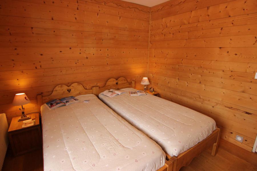 Rent in ski resort 5 room apartment 8 people (A17) - Résidence Roc de Péclet - Val Thorens - Bedroom
