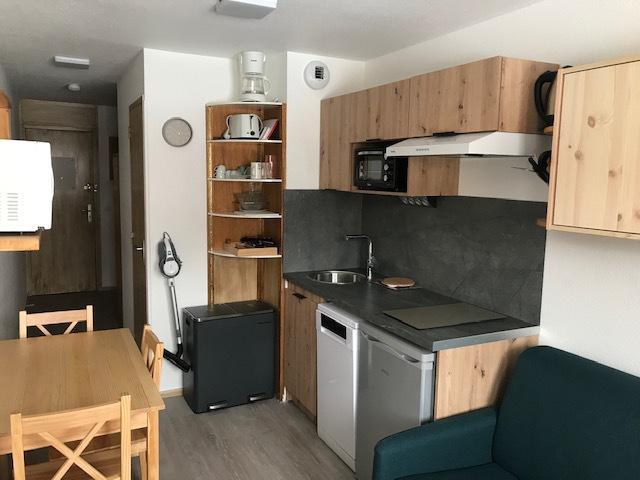 Rent in ski resort Studio 2 people (571) - Résidence Vanoise - Val Thorens