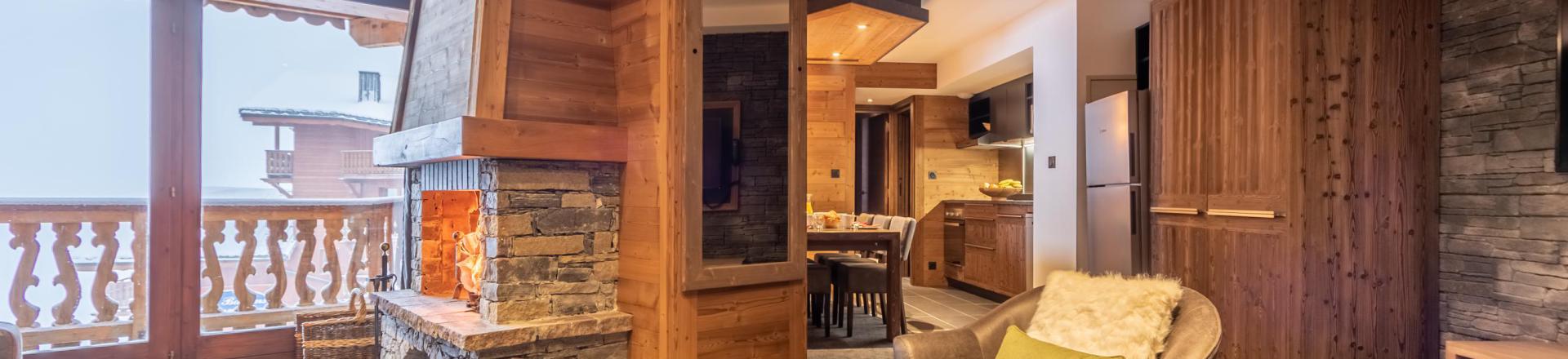 Rent in ski resort 4 room apartment 6 people - Chalet Altitude - Val Thorens - Fireplace