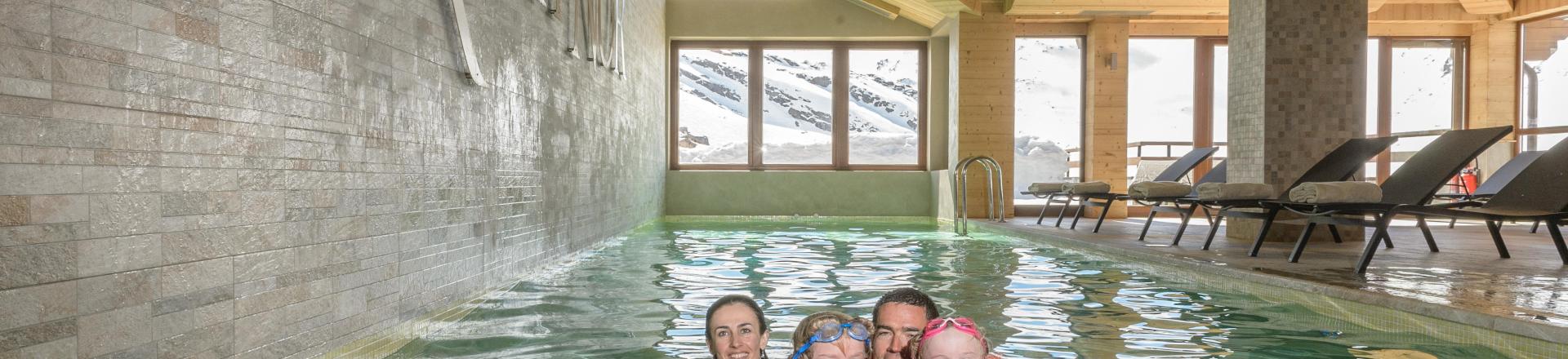 Ski verhuur Hôtel Koh I Nor - Val Thorens - Zwembad