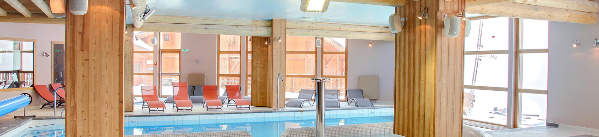 Rent in ski resort Les Balcons de Val Thorens - Val Thorens - Swimming pool