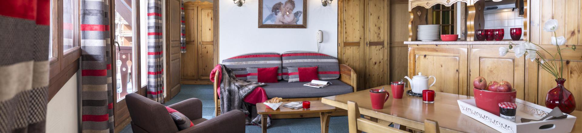 Rent in ski resort 3 room apartment cabin 6 people (Bâtiment Soleil) - Résidence Village Montana - Val Thorens - Living room