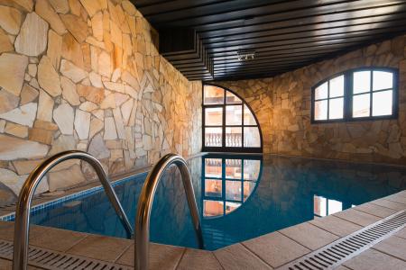 Rent in ski resort Chalet Altitude - Val Thorens - Swimming pool