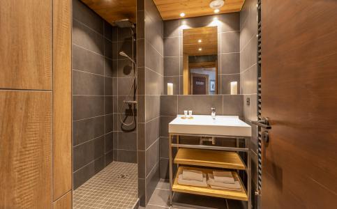 Rent in ski resort Chalet Altitude - Val Thorens - Shower room