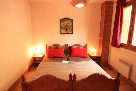 Rent in ski resort 6 room duplex apartment 10 people (3) - Chalet les Trolles - Val Thorens - Bedroom