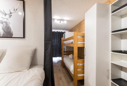 Rent in ski resort 2 room apartment 6 people (J4) - La Résidence le Sérac - Val Thorens