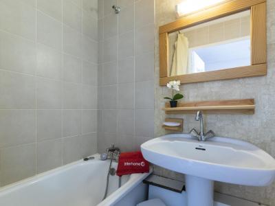 Location au ski Appartement 1 pièces 4 personnes (20) - Les Cîmes de Caron - Val Thorens - Salle de bain