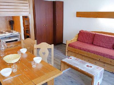 Skiverleih 1-Zimmer-Appartment für 4 Personen (5) - Les Névés - Val Thorens - Wohnzimmer